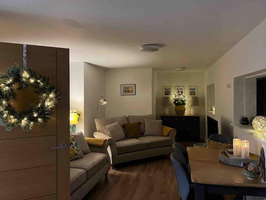 No5 At 53 - 2 Bed Apartment In Leek, Staffs Peak District Exterior photo