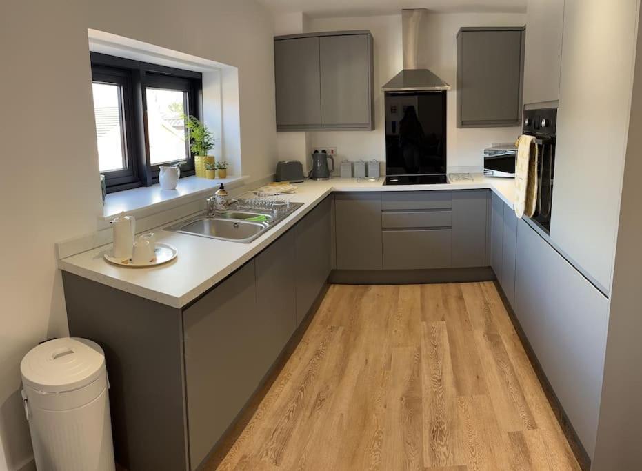 No5 At 53 - 2 Bed Apartment In Leek, Staffs Peak District Exterior photo